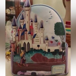 Lounge fly sleeping beauty mini backpack